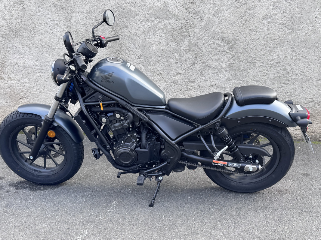 YAMAHA XSR 900  ESPACE 7  FEYTIAT 